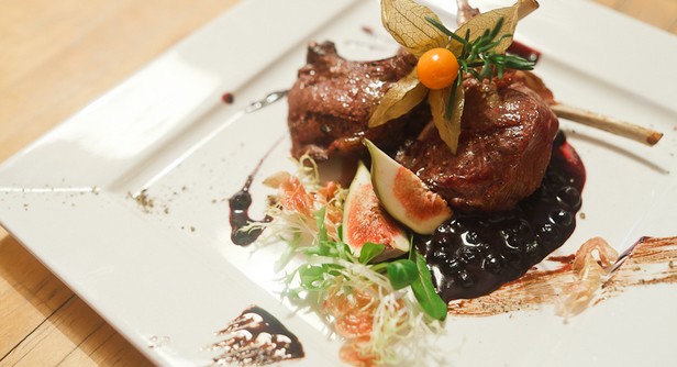 С 15 по 30 апреля - спецпредложение от шеф-повара в ресторане "Паруса". Рестораны Санкт-Петербурга