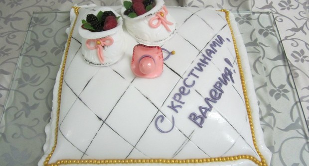 Торт в 4D. Молодоженам скидки в ресторане Stage Illusions. Рестораны Санкт-Петербурга