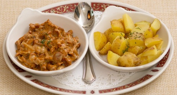 Сезон лесных грибов - открыт в "Русской Рюмочной №1". Рестораны Санкт-Петербурга